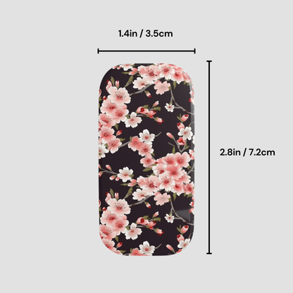 Floral phone case with measurements on a light gray background | Casenari