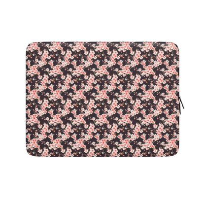 Floral patterned laptop sleeve on a white background | Casenari