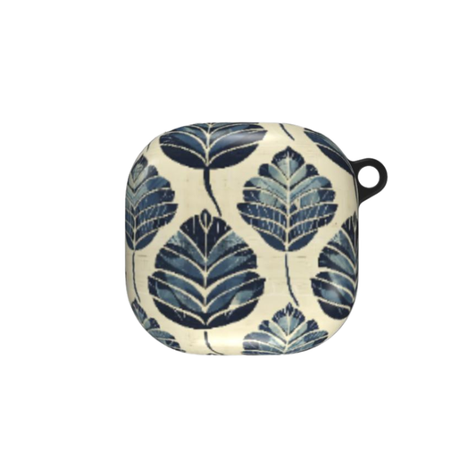 Round ceramic dish with blue leaf pattern on a white background